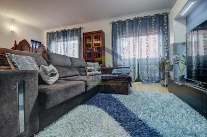 Apartamento T3 para Venda em Bombarral e Vale Covo