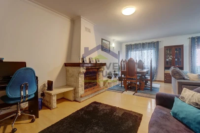 Apartamento T3 para Venda em Bombarral e Vale Covo