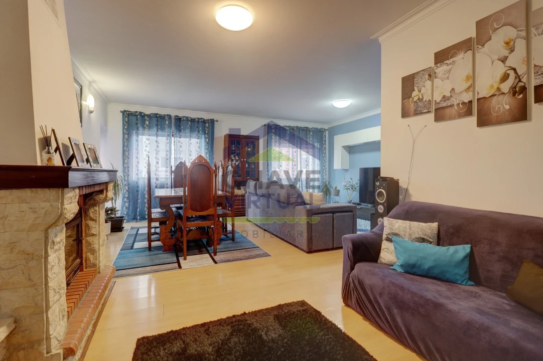 Apartamento T3 para Venda em Bombarral e Vale Covo Foto 4