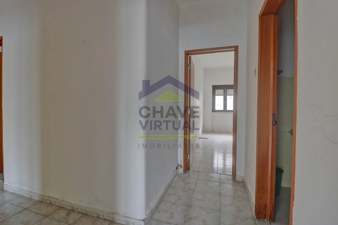 Moradia T4 para Venda em Bombarral e Vale Covo Foto 9