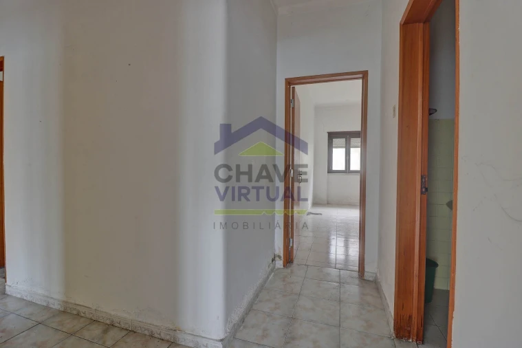 Moradia T4 para Venda em Bombarral e Vale Covo Foto 9