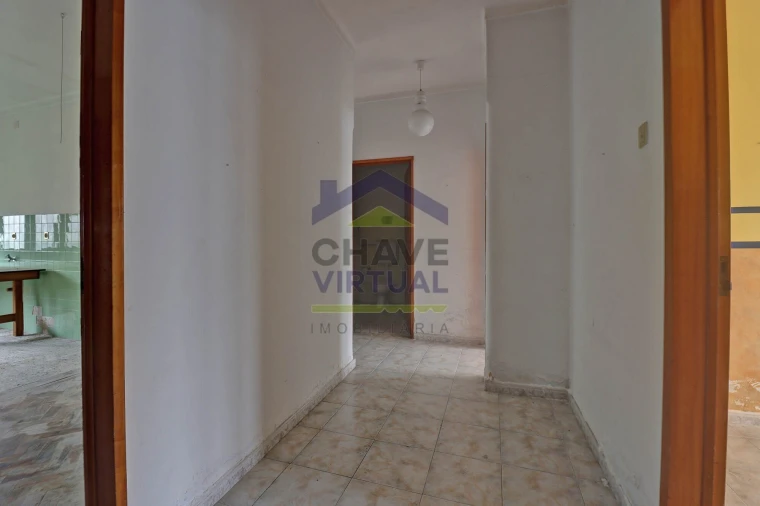 Moradia T4 para Venda em Bombarral e Vale Covo Foto 10