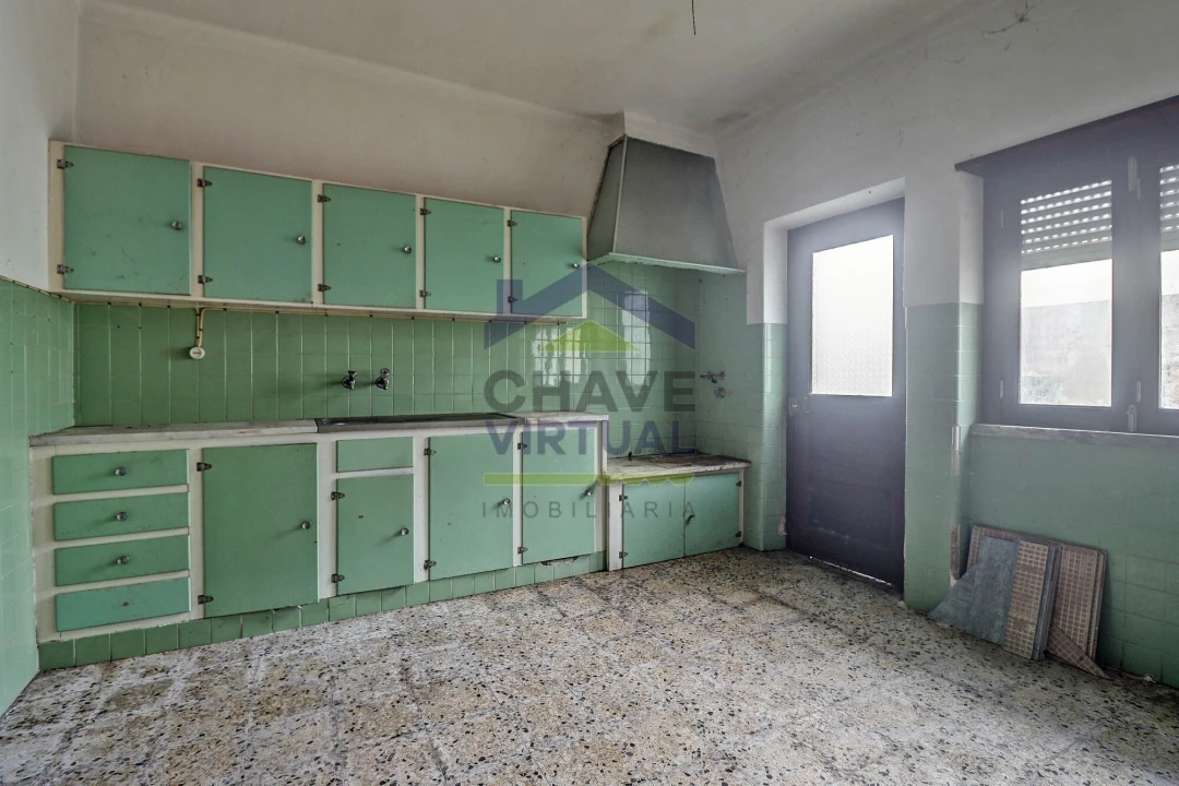 Moradia T4 para Venda em Bombarral e Vale Covo Foto 3