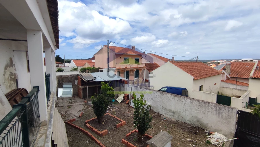 Moradia T4 para Venda em Bombarral e Vale Covo Foto 4