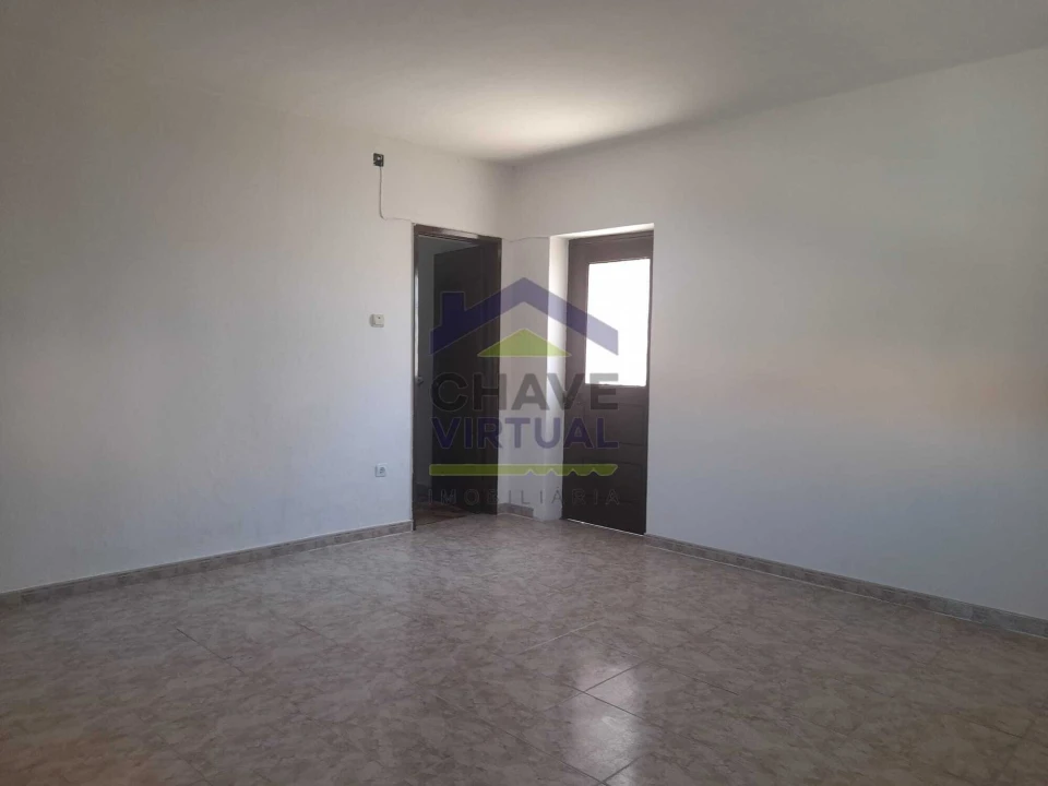Moradia T4 para Venda em Bombarral e Vale Covo Foto 7