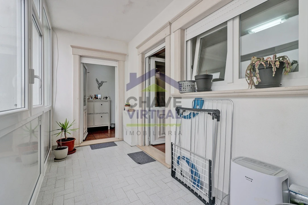 Apartamento T2 para Venda em Reguengo Grande Foto 16