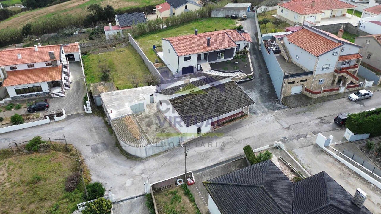 Moradia T3 para Venda em Lourinhã e Atalaia Foto 3