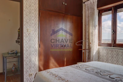 Moradia T2 para Venda em Bombarral e Vale Covo