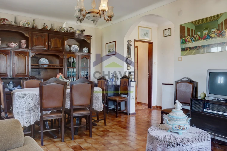 Moradia T2 para Venda em Bombarral e Vale Covo Foto 10