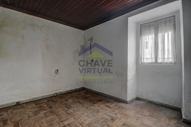 Moradia T2 para Venda em Roliça Foto 7