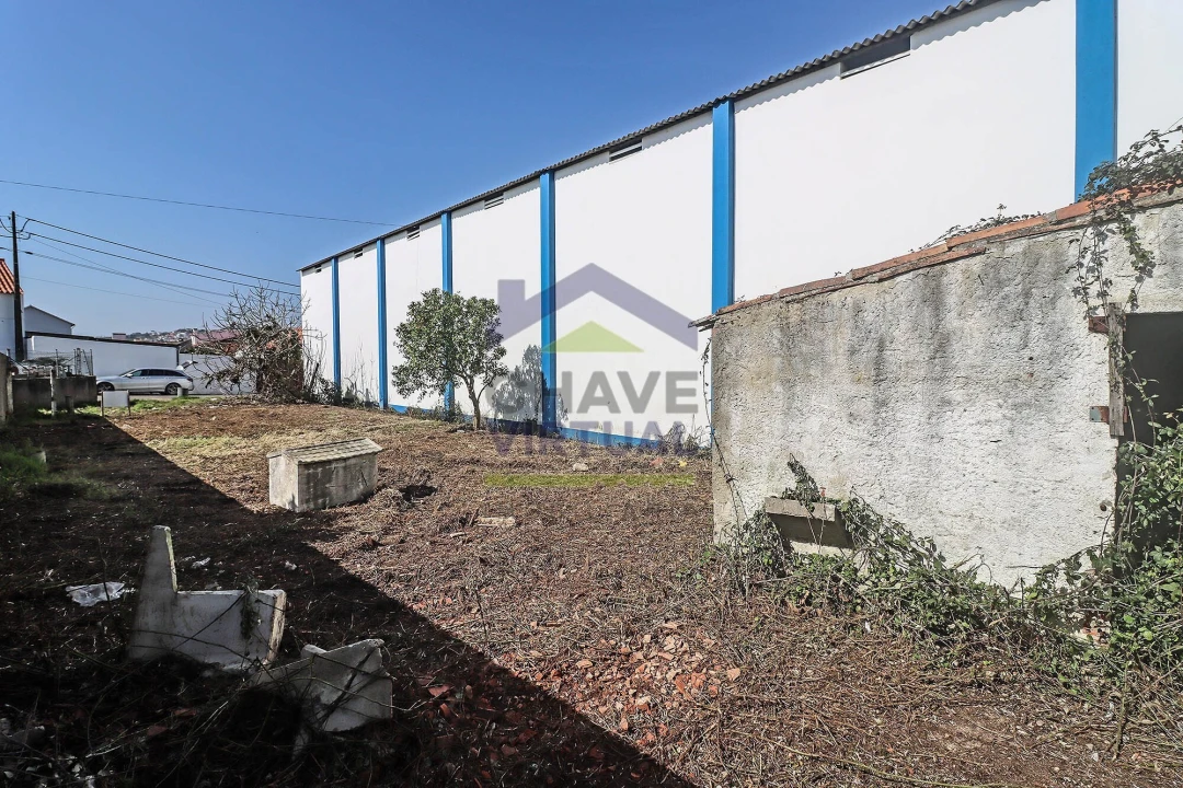 Moradia T2 para Venda em Roliça Foto 19