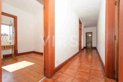 Moradia T5 para Venda em São Martinho do Bispo e Ribeira de Frades