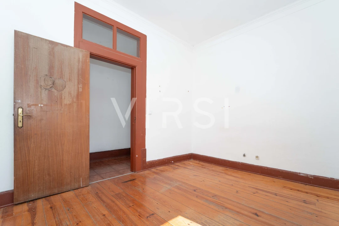 Moradia T5 para Venda em São Martinho do Bispo e Ribeira de Frades Foto 12