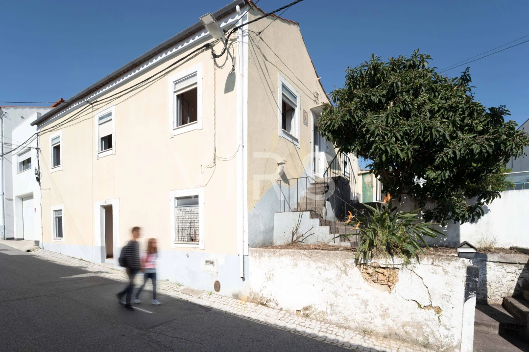 Moradia T5 para Venda em São Martinho do Bispo e Ribeira de Frades Foto 1