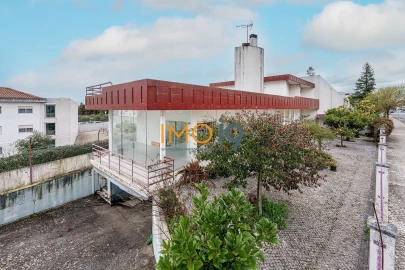 Moradia T5 para Venda em Fatima