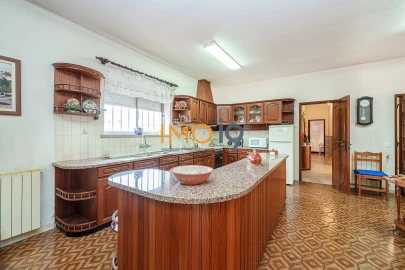 Moradia T5 para Venda em Fatima