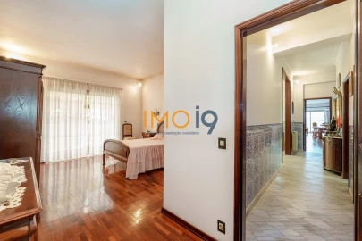 Moradia T5 para Venda em Fatima