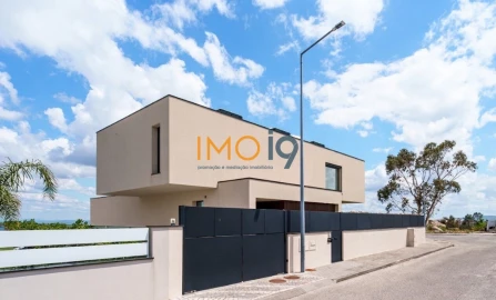 Moradia T3 para Venda em Fatima