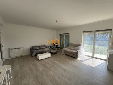 Moradia T4 para Venda em Fatima