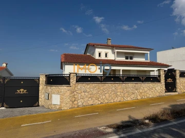 Moradia T4 para Venda em Fatima