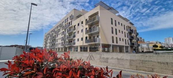 Apartamento T2 para Venda em Póvoa de Varzim, Beiriz e Argivai