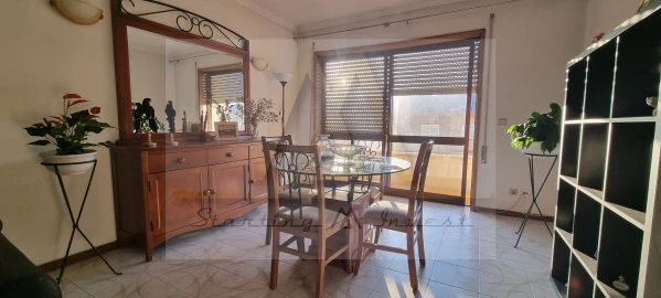 Apartamento T3 para Venda em Póvoa de Varzim, Beiriz e Argivai