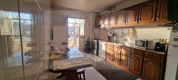 Apartamento T3 para Venda em Póvoa de Varzim, Beiriz e Argivai