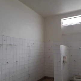 Armazém para Venda em Alcanhões