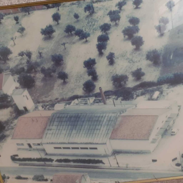 Armazém para Venda em Alcanhões Foto 1