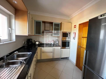 Apartamento T2 para Arrendamento férias em Quarteira