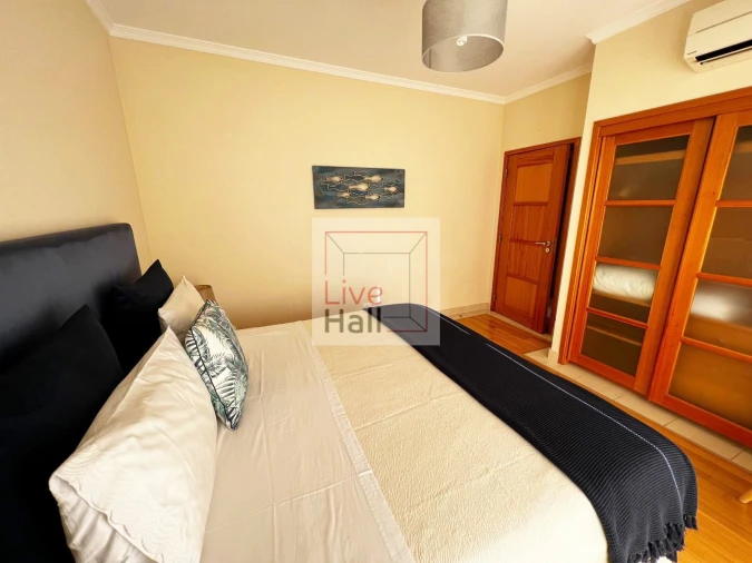 Apartamento T2 para Arrendamento férias em Quarteira Foto 13