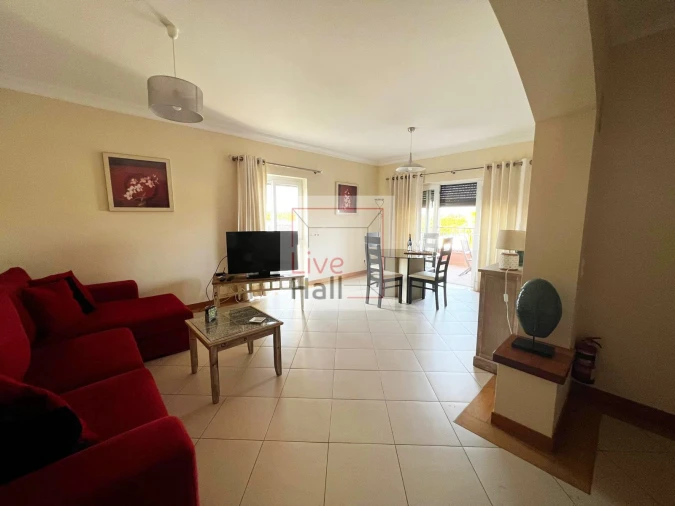 Apartamento T2 para Arrendamento férias em Quarteira Foto 8