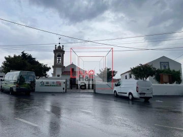 Terreno para Venda em Venda do Pinheiro e Santo Estêvão das Galés