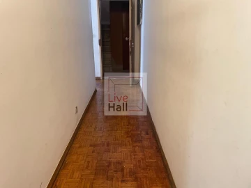Apartamento T2 para Venda em Póvoa de Santo Adrião e Olival Basto