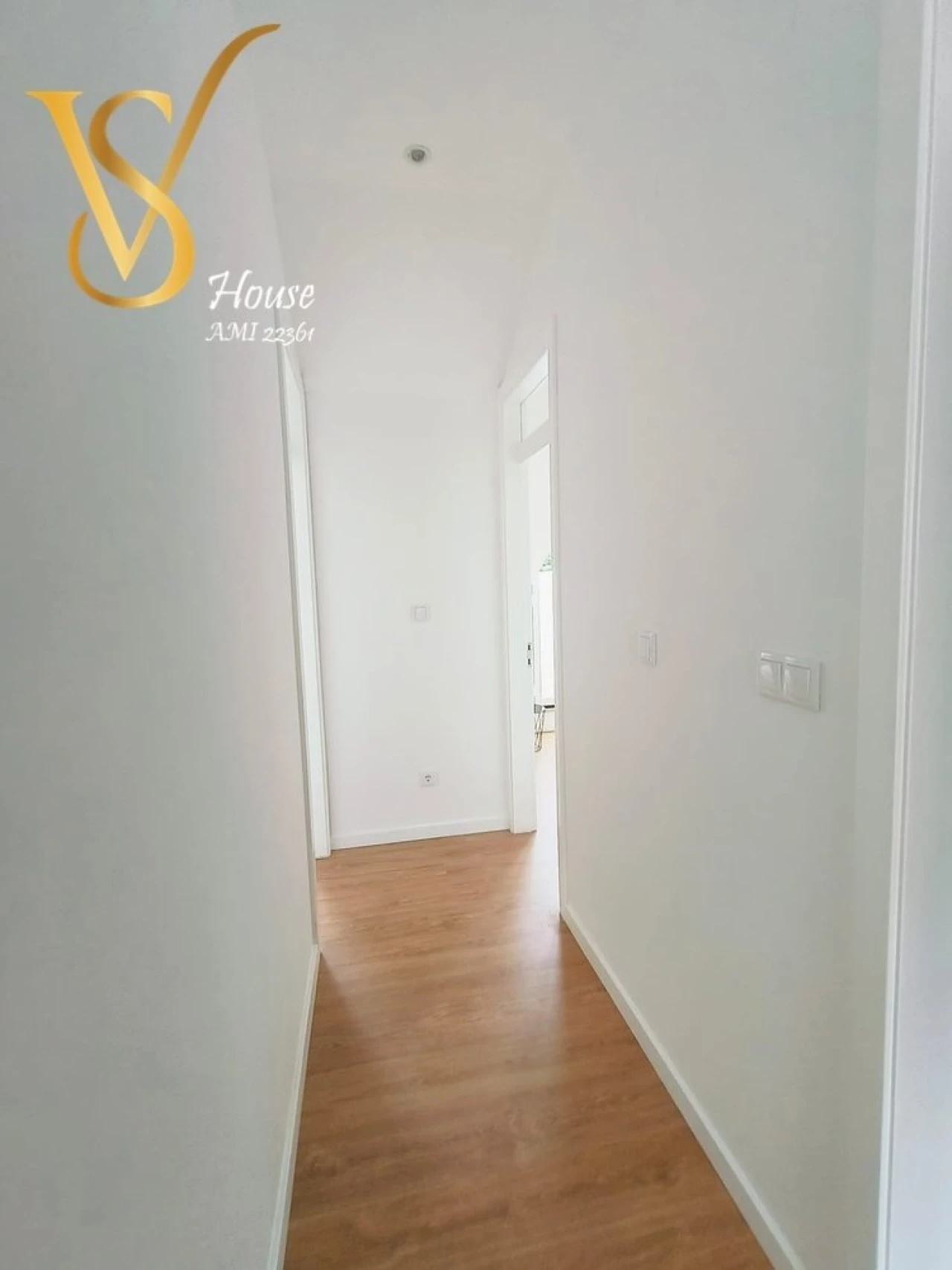 Apartamento T2 para Venda em São Vicente Foto 16