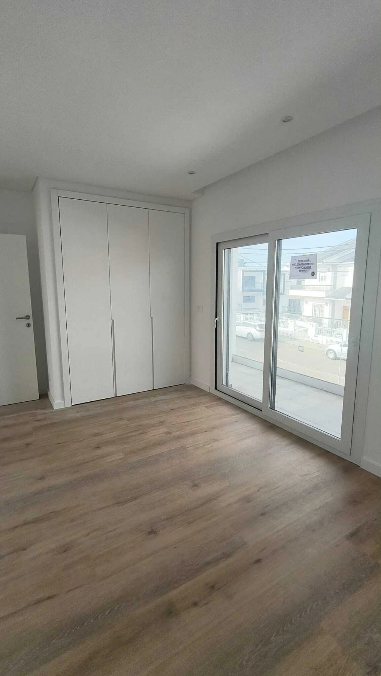 Moradia T4 para Venda em Corroios Foto 6