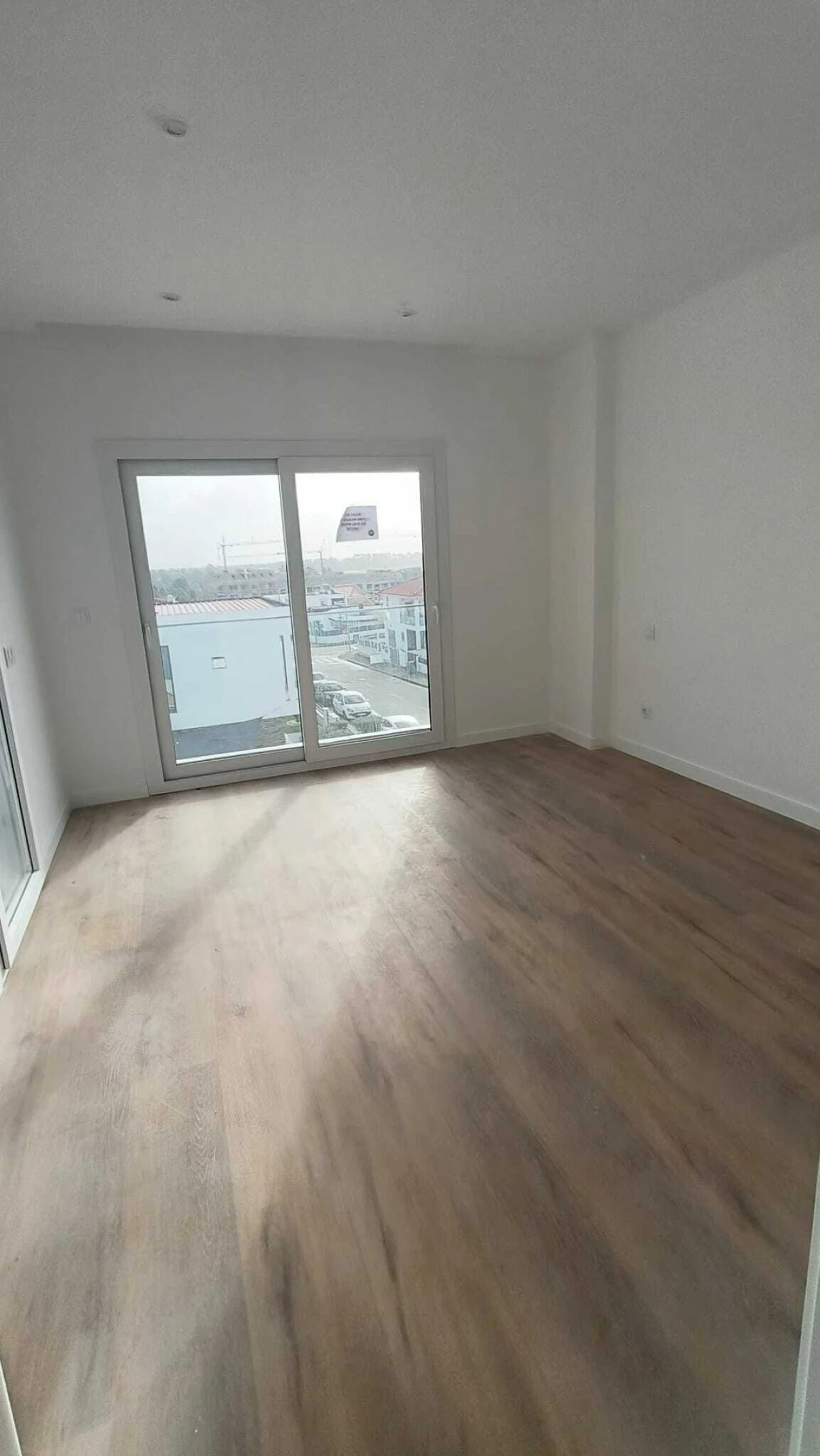 Moradia T4 para Venda em Corroios Foto 14