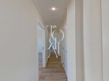 Apartamento T3 para Venda em Carnaxide e Queijas