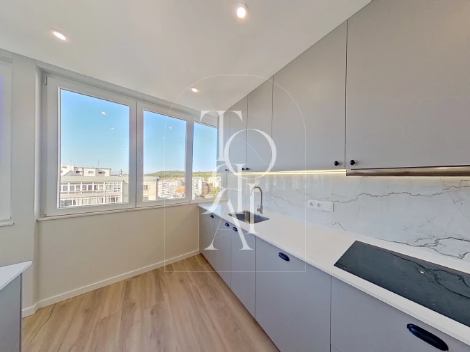 Apartamento T3 para Venda em Carnaxide e Queijas Foto 5