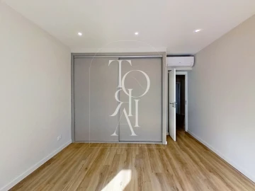 Moradia T2 para Venda em Carnaxide e Queijas