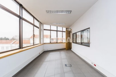 Prédio para Venda em Marrazes e Barosa