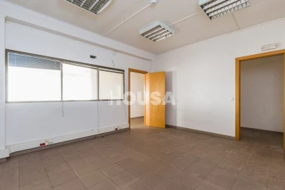 Prédio para Venda em Marrazes e Barosa