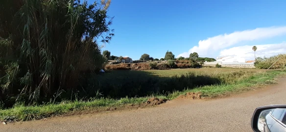 Terreno para Venda em São Bartolomeu dos Galegos e Moledo