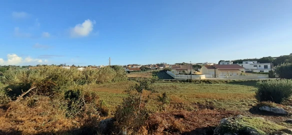 Terreno para Venda em São Bartolomeu dos Galegos e Moledo
