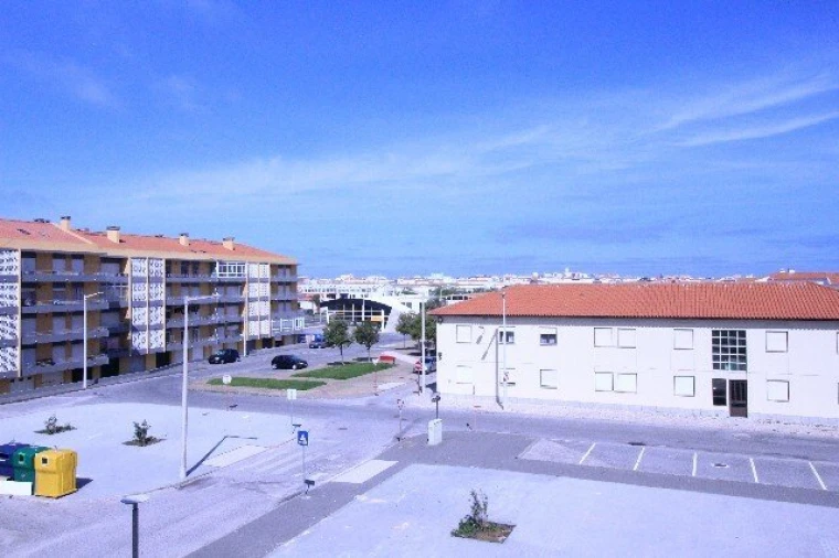 Apartamento T1 para Venda em Peniche Foto 7