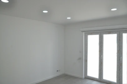 Moradia T4 para Venda em Atouguia da Baleia