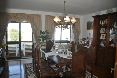 Apartamento T3 para Venda em Peniche