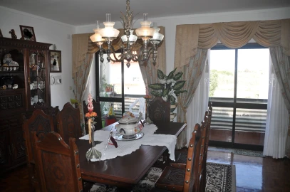 Apartamento T3 para Venda em Peniche