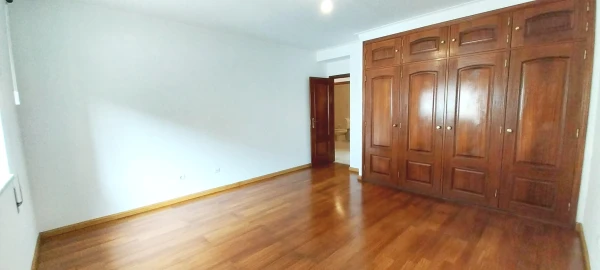 Apartamento T3 para Venda em Peniche