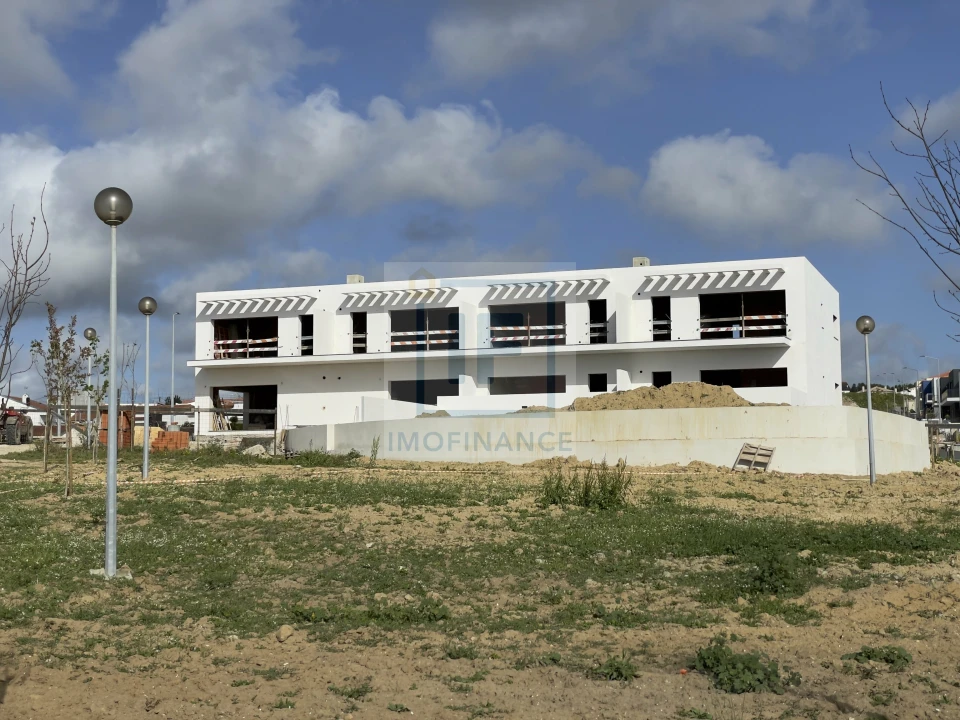 Loja para Venda em Atouguia da Baleia Foto 7